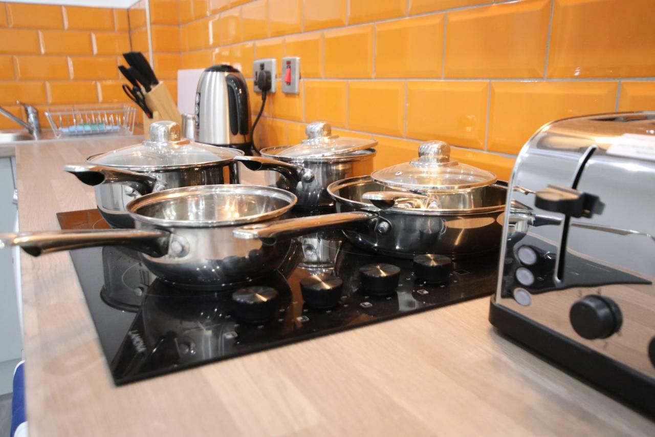 Halifax House, Studio Apartment 215 מראה חיצוני תמונה